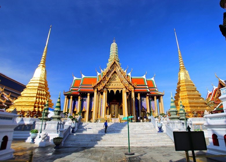 Wat Phra Kaew (Temple of the Emerald Buddha), Bangkok, Thailand